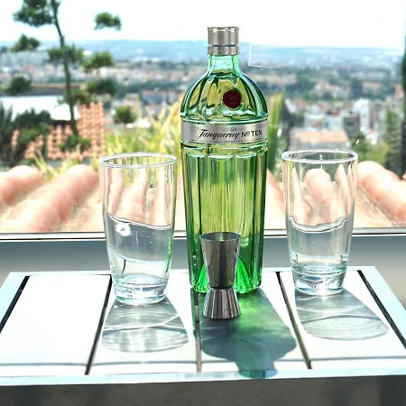 Oceana - With Private Pool And Gardens * Peyia