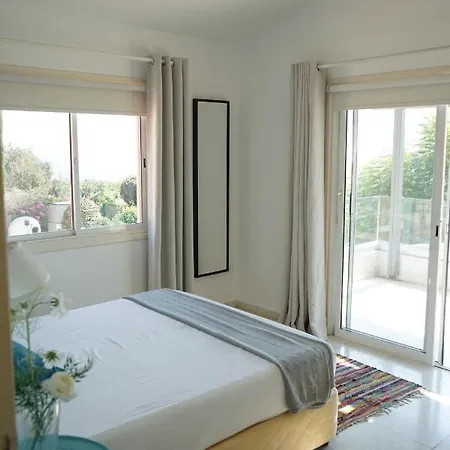 Oceana - With Private Pool And Gardens *