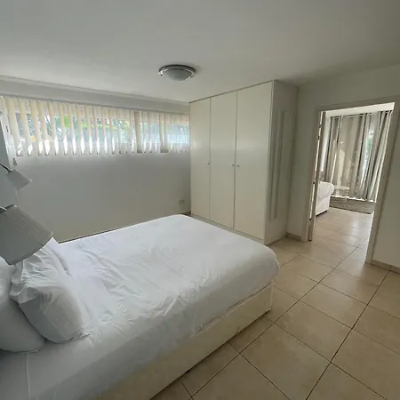 Oceana - With Private Pool And Gardens *