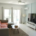 Villa Oceana - With Private Pool And Gardens