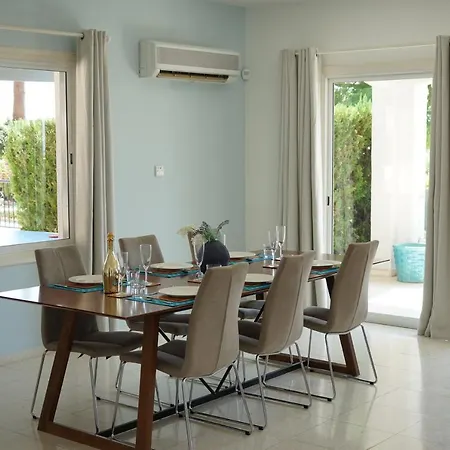 Oceana - With Private Pool And Gardens *