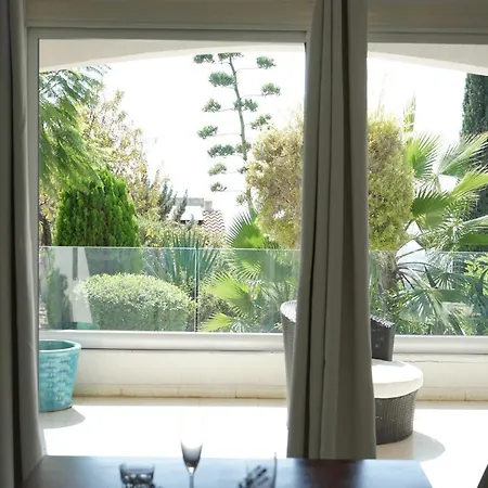 Oceana - With Private Pool And Gardens * Pegeia