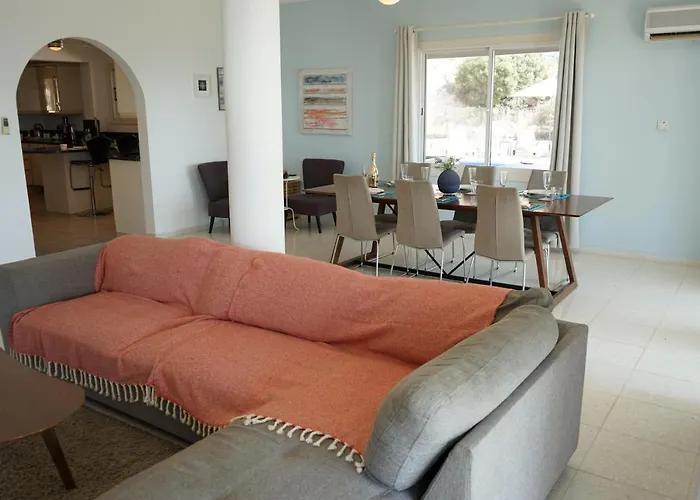 Oceana - With Private Pool And Gardens Willa Peja