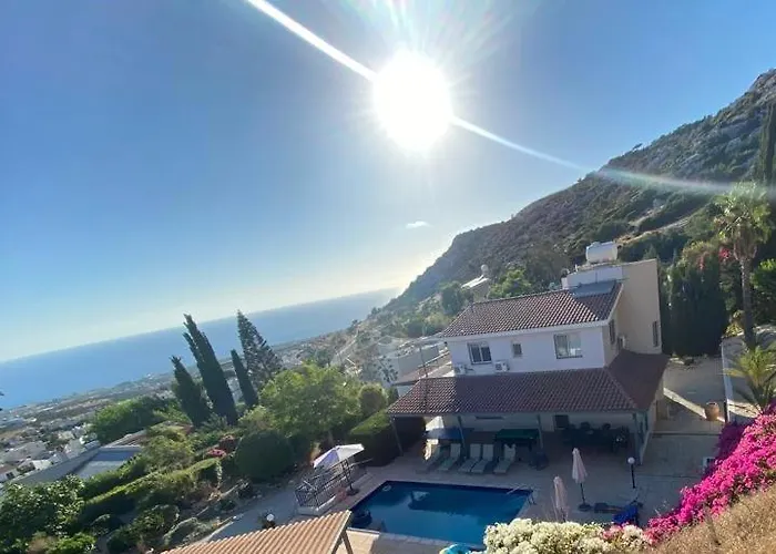 Willa Oceana - With Private Pool And Gardens Peja